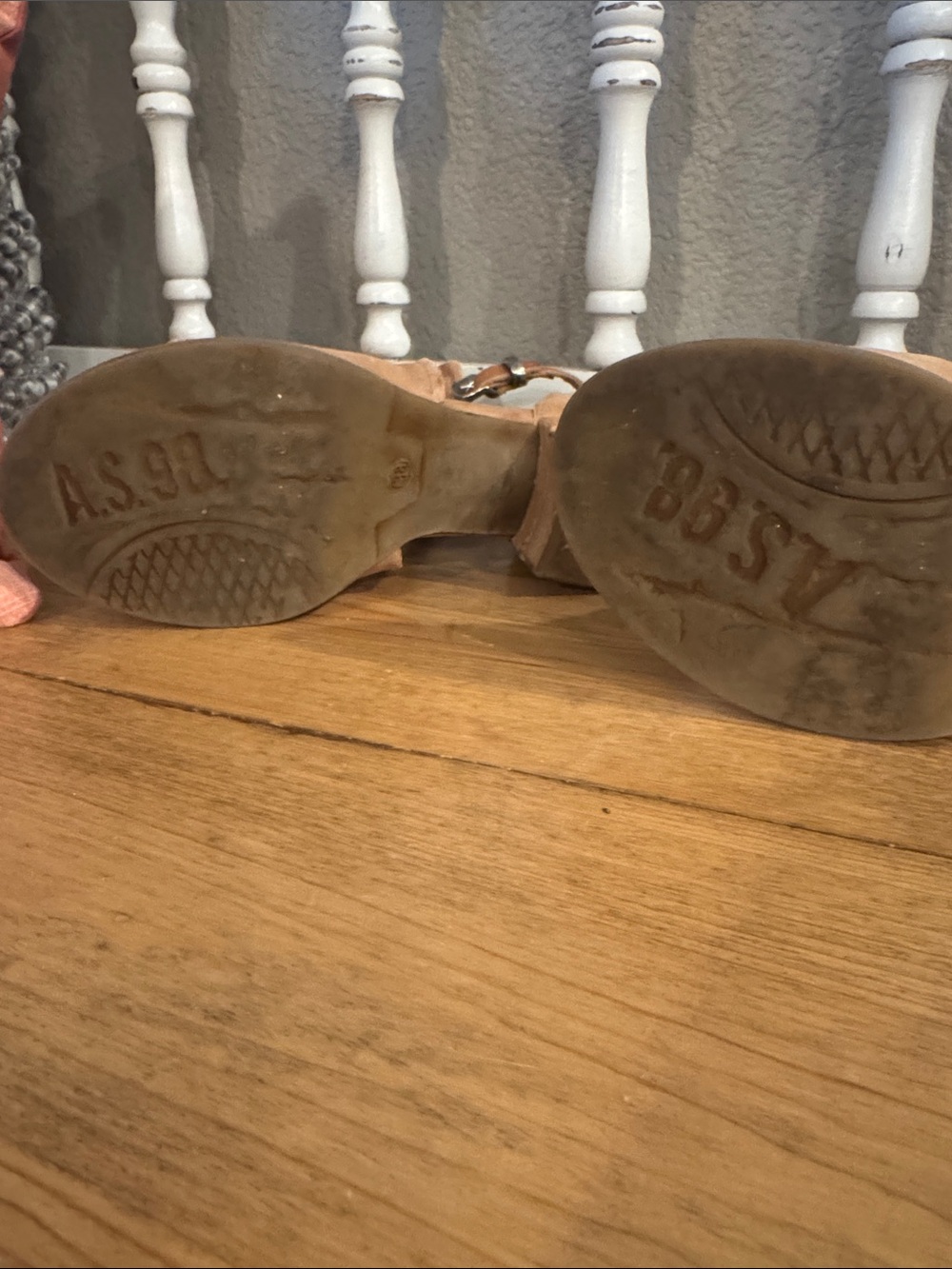 👡A.S. 98 EXCELLENT CONDITION! Womens Tan Studded Open-Toe Ankle Booties👡 - Picture 4 of 6